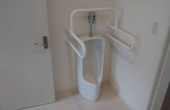 トイレリフォーム　美来建設！！　施設　新設　自社施工！！